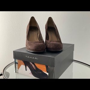 Tahari Colette Suede Pump